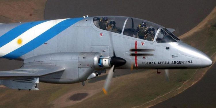 La Marina y la Fuerza Aérea de Argentina están muriendo lentamente