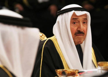 Emir Sheikh Sabah al-Ahmad al-Jaber al-Sabah de Kuwait asiste a la apertura de la 30a Cumbre Árabe en Túnez, Túnez, el 31 de marzo de 2019. (Foto de Fethi Belaid / Pool vía AP)