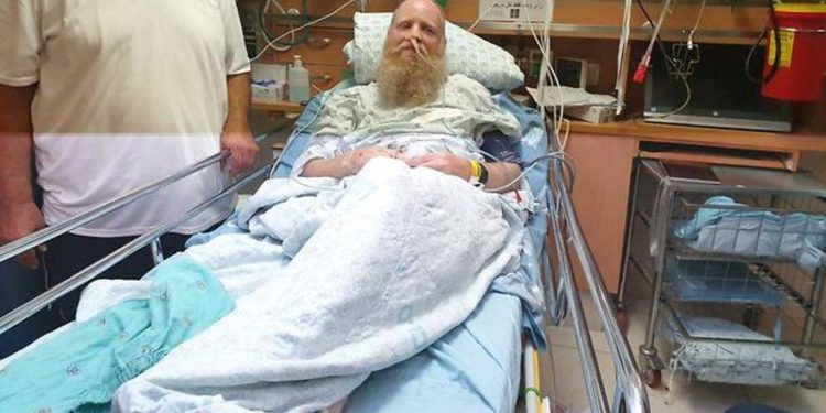 El rabino Eitan Shnerb resultó herido en el ataque terrorista que mató a su hija (Foto: Shmulik Davidpur)