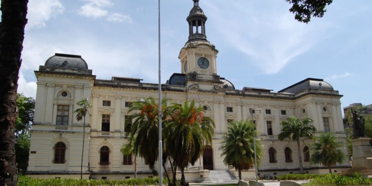 Universidad de Brasil cancela conferencia sobre Medio Oriente debido a amenazas musulmanas