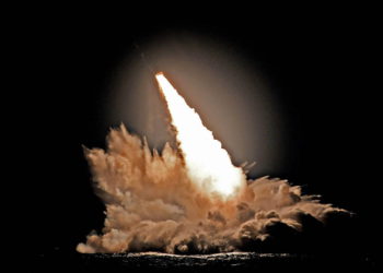 Submarino de la Marina de EE.UU. prueba cuatro misiles Trident II D5 con capacidad nuclear