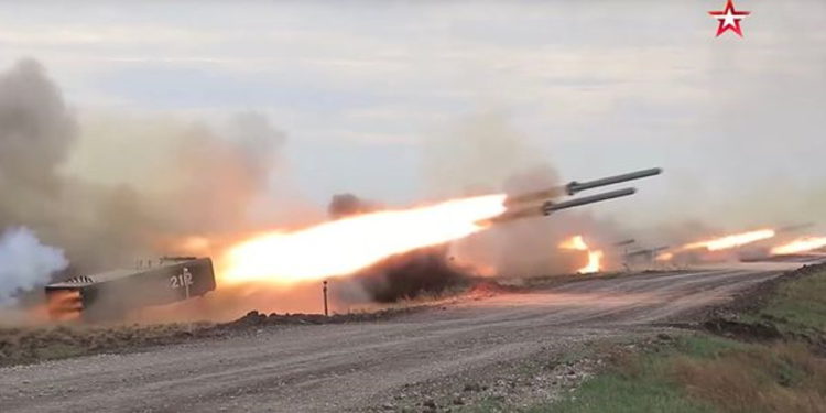 Impresionante lanzamiento de misiles en ejercicio militar entre Rusia y China