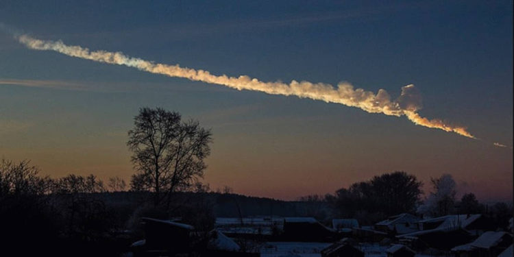 Enorme meteorito “brillante como el sol” cae sobre Canadá