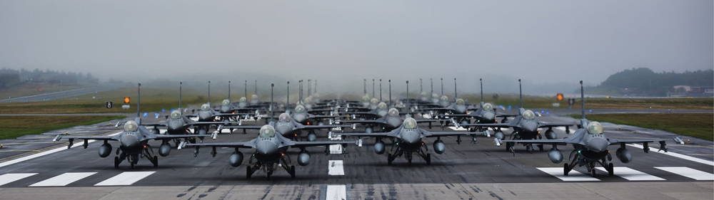 Cazas F-16 de la Fuerza Aérea de EE.UU. participaron en entrenamiento aéreo en Alemania