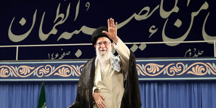 Khamenei desestima los peligros del coronavirus en Irán: “No es una tragedia tan grande”