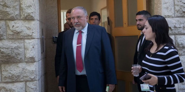 Haredim a Liberman: Envíe una lista de demandas