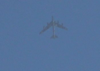Bombardero B-52 de EE.UU. avistado cerca a la base de Rusia en Siria