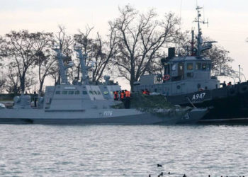 Naves de la Armada ucraniana, Berdyansk, Nikopol y Yany Kapu. Foto de TASS