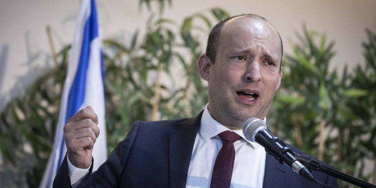 Bennett elogia convertir hoteles en “centros de recuperación de coronavirus”