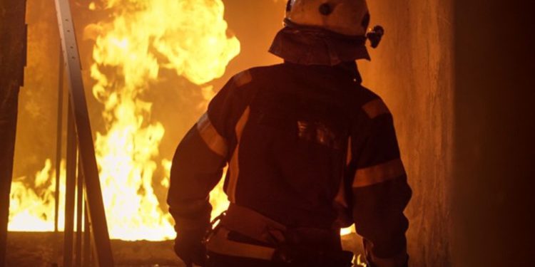 Nueve heridos leves en incendio en Jerusalem