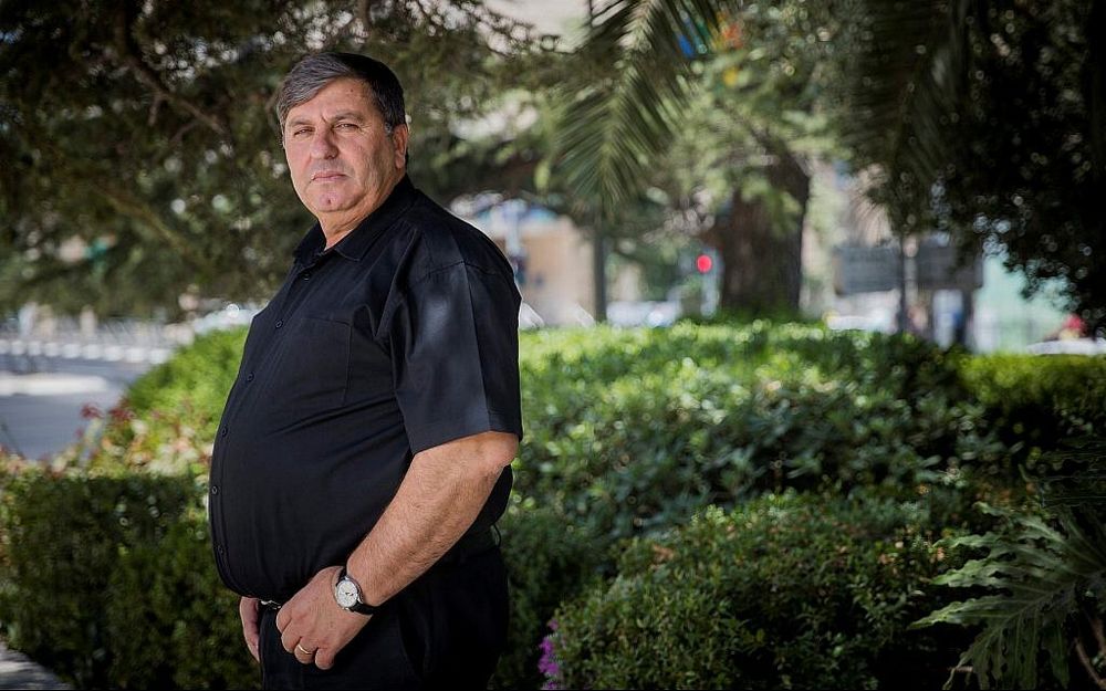 El presidente del Fondo Nacional Judío KKL, Danny Atar, posa para una foto en Jerusalén el 30 de julio de 2018. (Yonatan Sindel / Flash90)