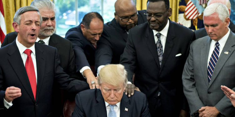 Evangélicos ven el plan Trump como prueba de que “Israel fue besado por Dios”
