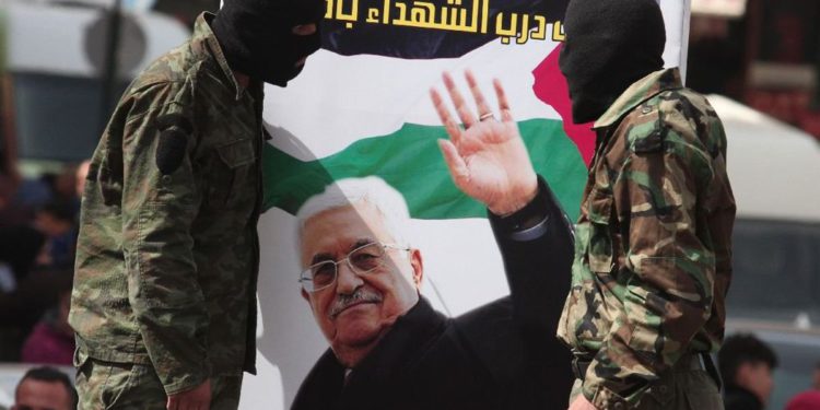 Autoridad Palestina usará a sus empleados en la lucha contra la soberanía israelí