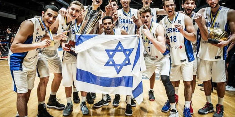 Corte de detención: equipo nacional sub-20 de Israel. (Reuters
