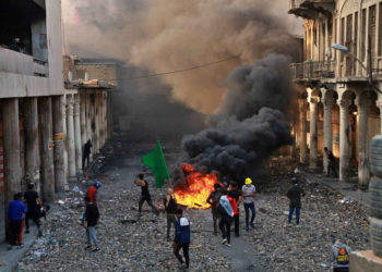 Hombres no identificados asesinan a quince manifestantes en Irak