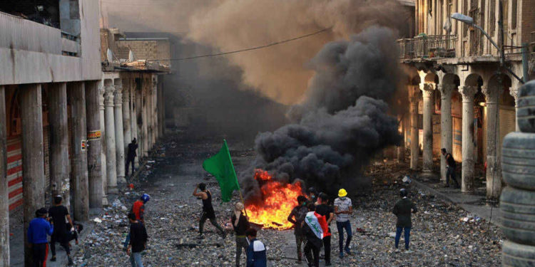 Hombres no identificados asesinan a quince manifestantes en Irak