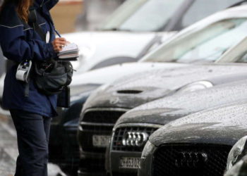 Ingenieros de defensa israelíes desarrollan tecnología para estacionar sin boletos