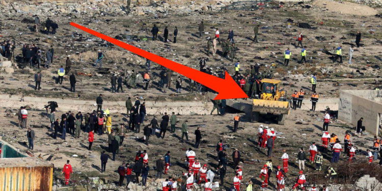 Impacto de misil contra avión ucraniano se corrobora en vídeos verificados