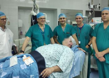Médicos israelíes realizan la primera cirugía gastroplastia endoscópica en Jerusalem