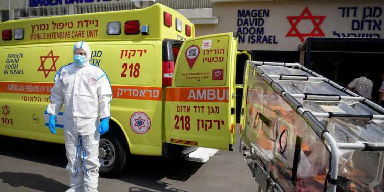 Mujer israelí de 75 años hallada sin vida horas después de la segunda dosis de la vacuna