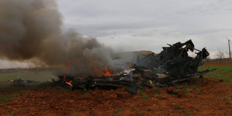 Rebeldes respaldados por Turquía derriban helicóptero sirio en Idlib