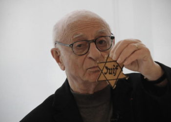 Sobreviviente del Holocausto rompe su silencio para que los jóvenes nunca olviden