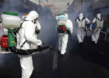 Número de muertos por coronavirus en Irán supera los 600 mientras Siria cierra sus escuelas
