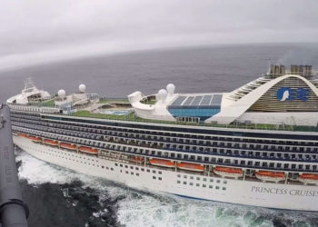 Crucero inactivo por brote de coronavirus con destino a Oakland, California