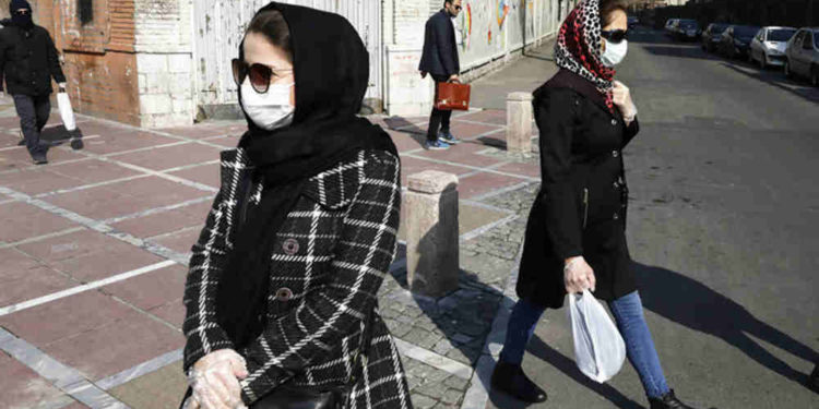 Washington insta a Irán a liberar prisioneros de EE. UU. en medio del brote del coronavirus