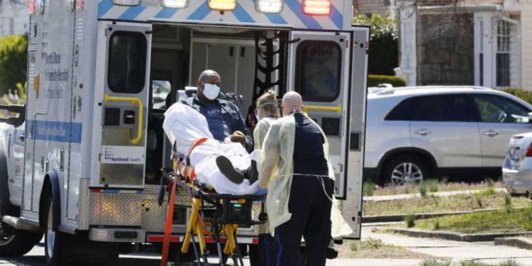 Número de muertes por COVID-19 en EE. UU. supera los 30 mil