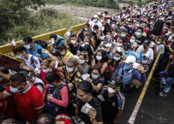 En Venezuela arrestan y amenazan a periodistas que informan sobre el Coronavirus