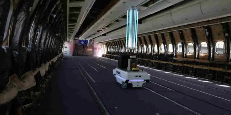IAI de Israel utiliza luz ultravioleta para esterilizar aviones de pasajeros