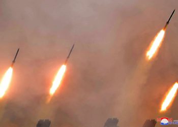 Corea del Norte dispara misiles de corto alcance