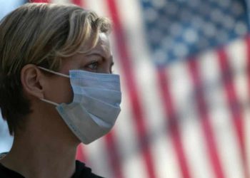 Cifra de muertes por coronavirus en EE. UU. supera los cinco mil