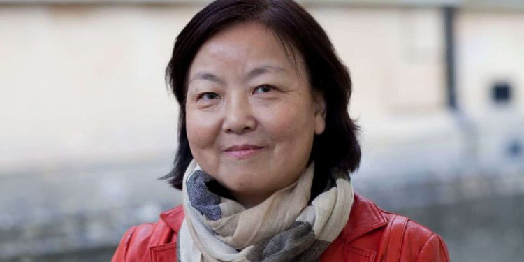 Una escritora de Wuhan se enfrenta a la maquinaria comunista de China y relata “la vida y la muerte bajo cuarentena”