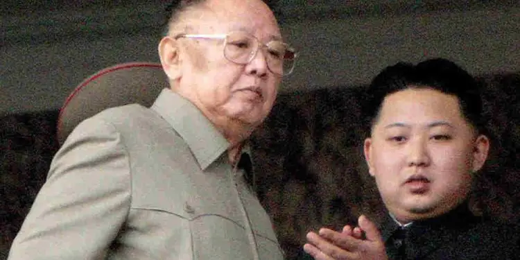 Cómo Corea del Norte mantuvo en secreto la muerte del padre de Kim Jong-un hace casi una década