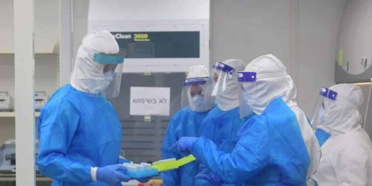 Laboratorio de las FDI que identifica soldados caídos es adaptado para ayudar a salvar vidas