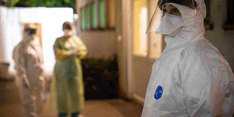 Primer miembro del personal médico israelí muere de COVID-19