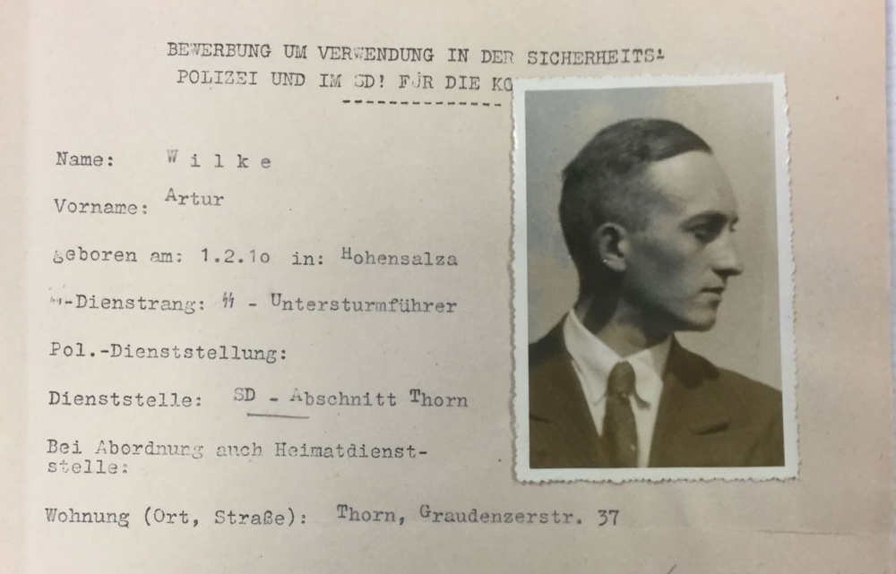 Mi maestro de escuela era un asesino en masa nazi con una identidad secreta