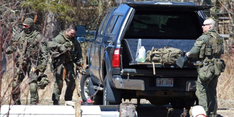 Hombre armado asesina a cerca de 10 personas en Canadá