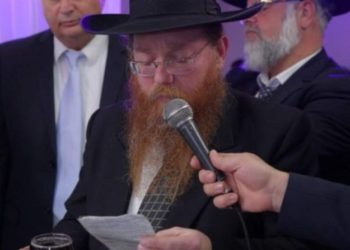 Papá israelí de catorce hijos muere debido al COVID-19