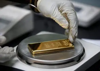 Oro sube por tensión entre Estados Unidos y China
