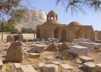 Antiguas inscripciones en hebreo y persa robadas fueron devueltas a santuario judío en Irán