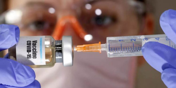 Líderes mundiales piden que las vacunas contra el coronavirus sean gratuitas y disponibles para todos