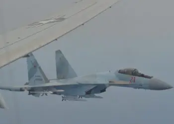 Cazas rusos Su-35 interceptaron aviones de la Marina de los EE. UU. por tercera vez en 2 meses