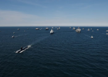 Buques de guerra de la OTAN se reúnen en el Mar Báltico para un simulacro de batalla