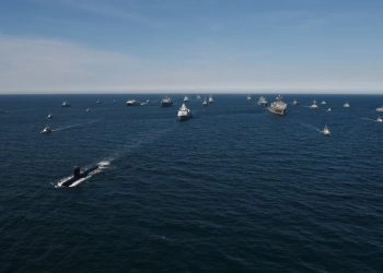 Buques de guerra de la OTAN se reúnen en el Mar Báltico para un simulacro de batalla