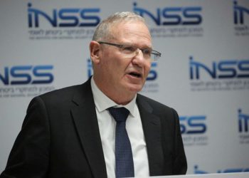 Irán podría responder a los ataques de Isael en Siria, según ex jefe de Inteligencia Militar