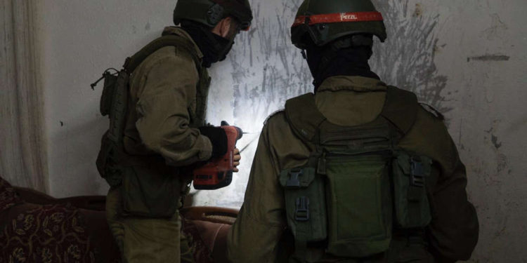 FDI se preparan para demoler la casa del asesino de Amit Ben Yigal