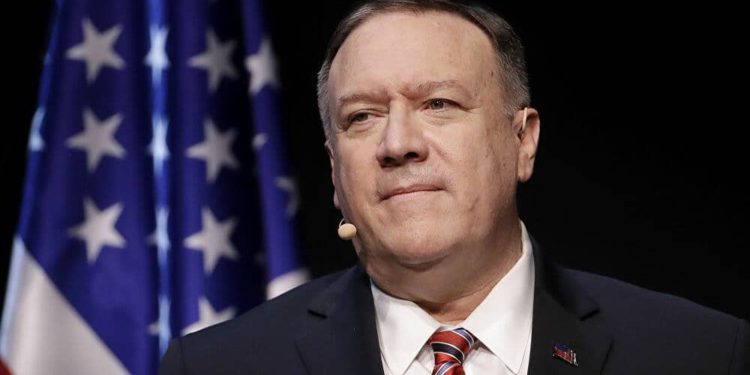 El 13 de mayo de 2020, el Secretario de Estado de los Estados Unidos, Mike Pompeo aterrizó en Israel para una visita de ocho horas. Su viaje atrajo mucha atención, no sólo porque fue muy breve sino porque ocurrió en medio de la pandemia del coronavirus, cuando los viajes diplomáticos se habían detenido.